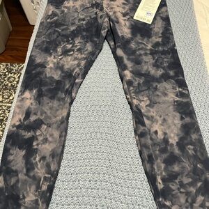 Lululemon Athletica Tie-Dye Leggings in Black and Gray